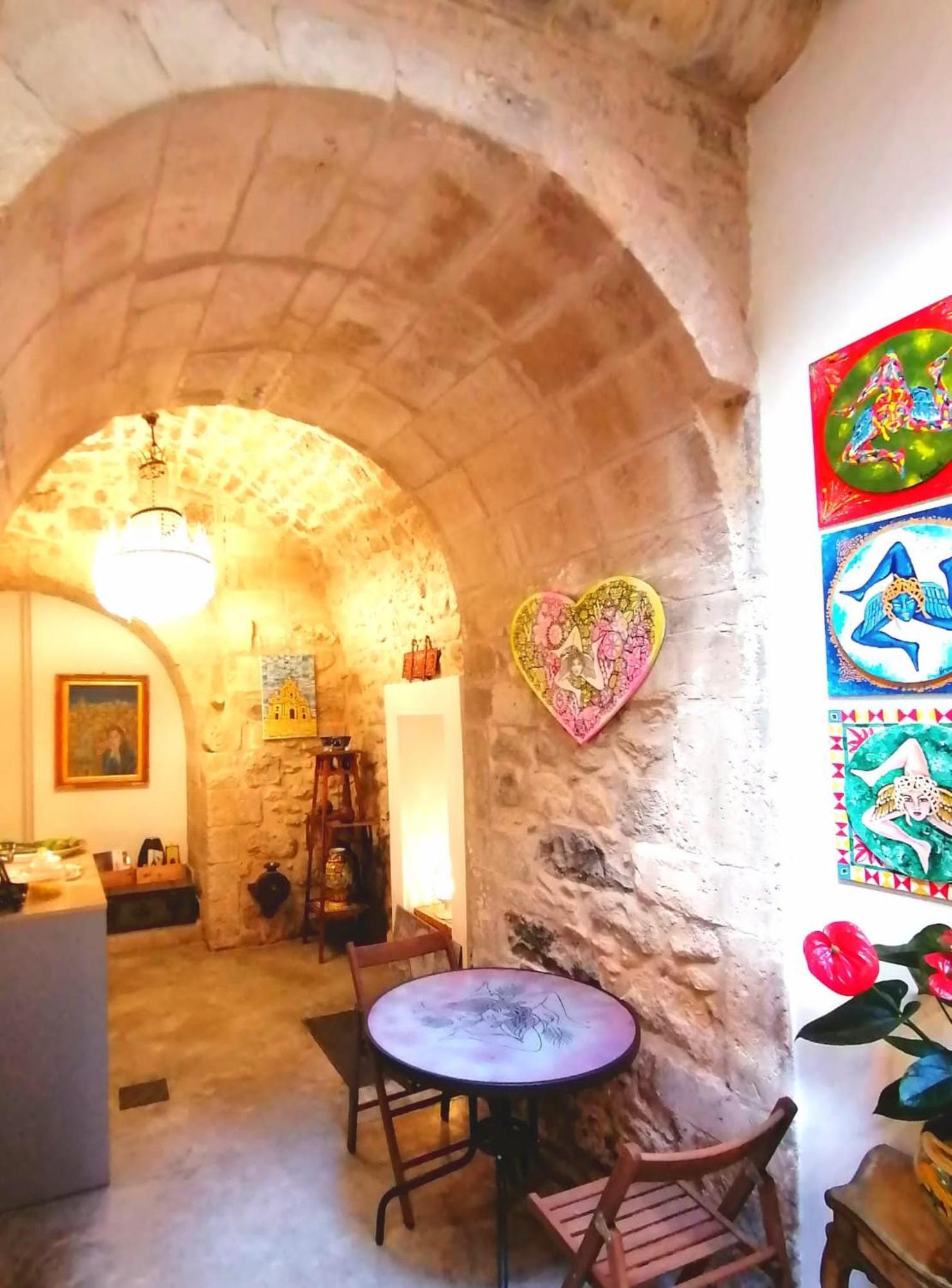 B&B Ibla Art Centro Рагуза Экстерьер фото
