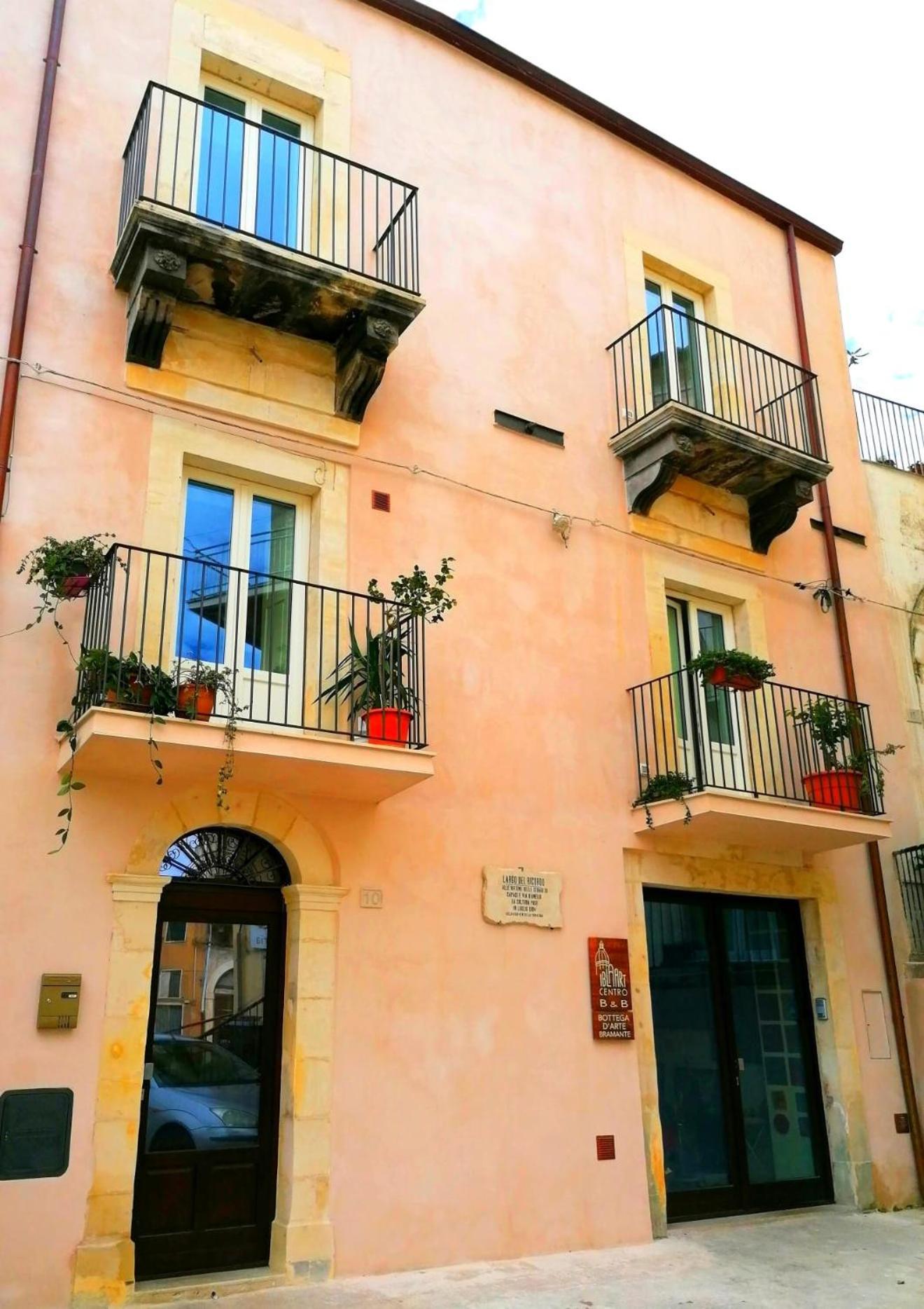 B&B Ibla Art Centro Рагуза Экстерьер фото